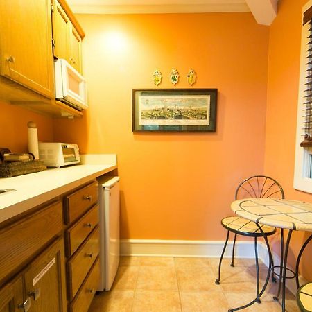 Hidden Garden Cottages & Suites Saugatuck Exteriér fotografie